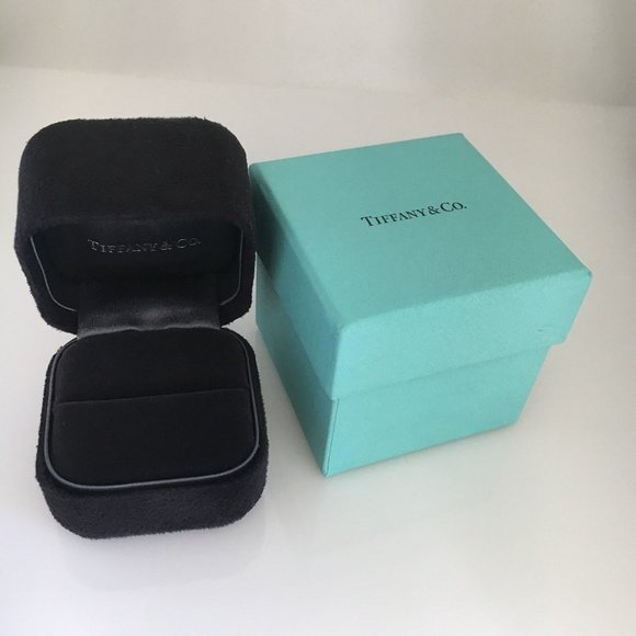 Tiffany Empty Jewelry Ring Box Blue Black Suede Presentation Storage - Picture 5 of 10